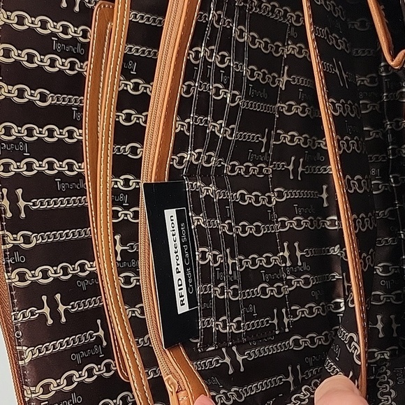 Tignanello Large Leather Shoulder Bag Brown 13" Wide x 10" Tall x 4" Deep - Picture 11 of 16